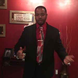 Meet your Posher, Eric